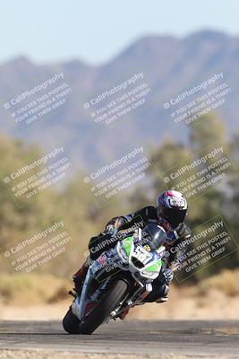 media/Nov-02-2025-CVMA (Sun) [[337aff29ab]]/Race 8-Formula Lightweight Twins Shootout/